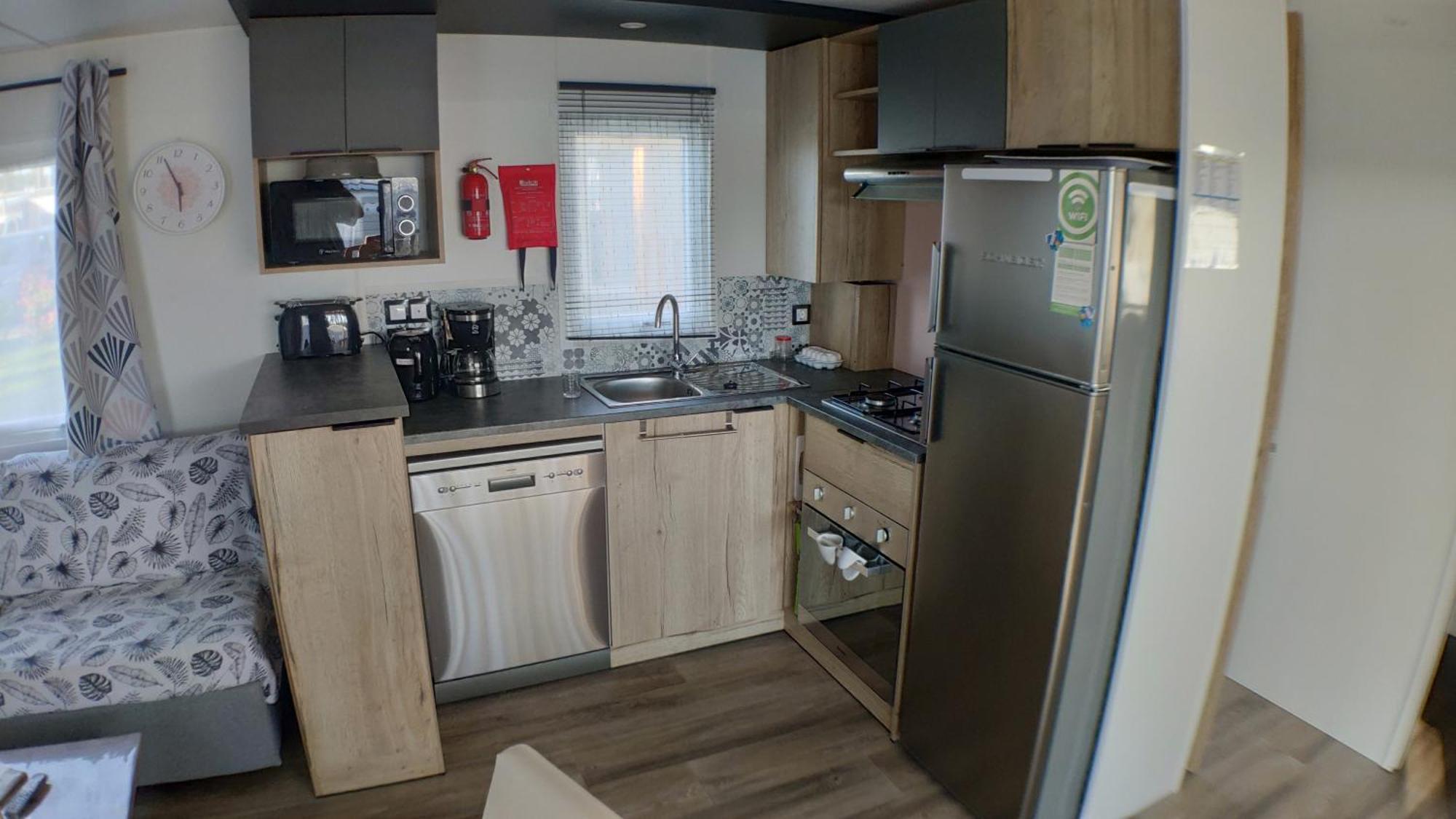 Mobil Home Tout Confort - Cote Landaise Saint-Julien-en-Born Exteriér fotografie