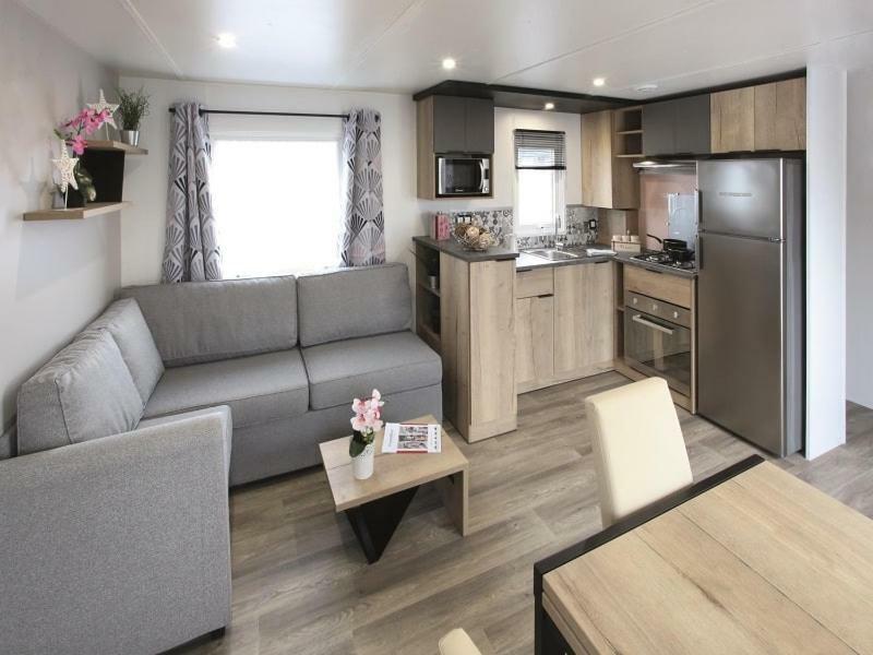 Mobil Home Tout Confort - Cote Landaise Saint-Julien-en-Born Exteriér fotografie